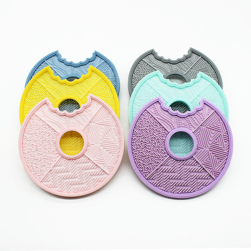 Tapis nettoyant pour pinceaux de maquillage en silicone avec ventouse